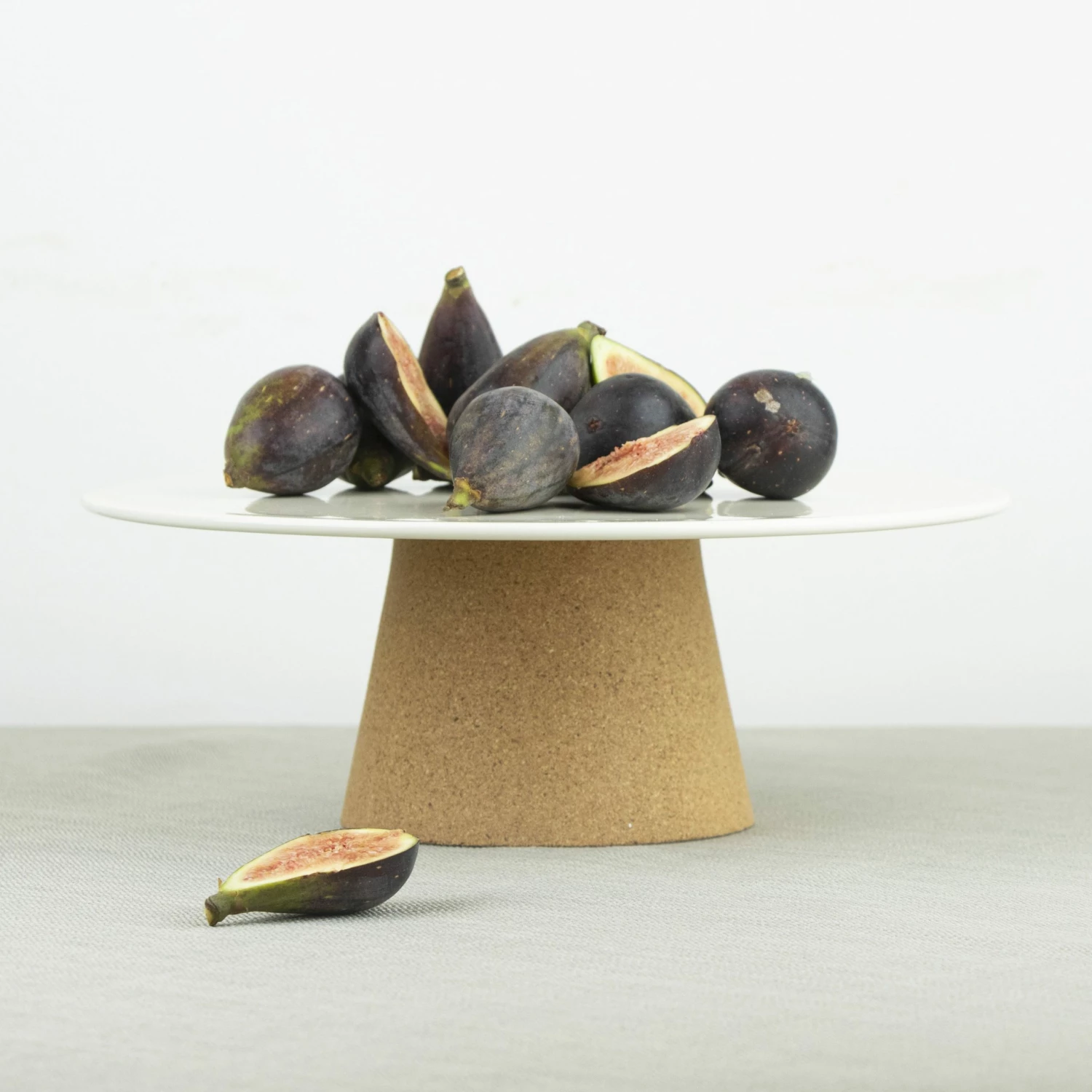 LIGA Cake Stand Cream 4 LIGA Cake Stand Cream