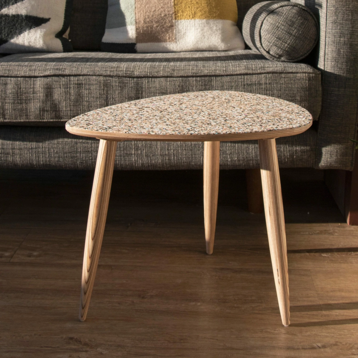 LIGA Pebble Table I Beach Clean 6 LIGA Pebble Table I Beach Clean