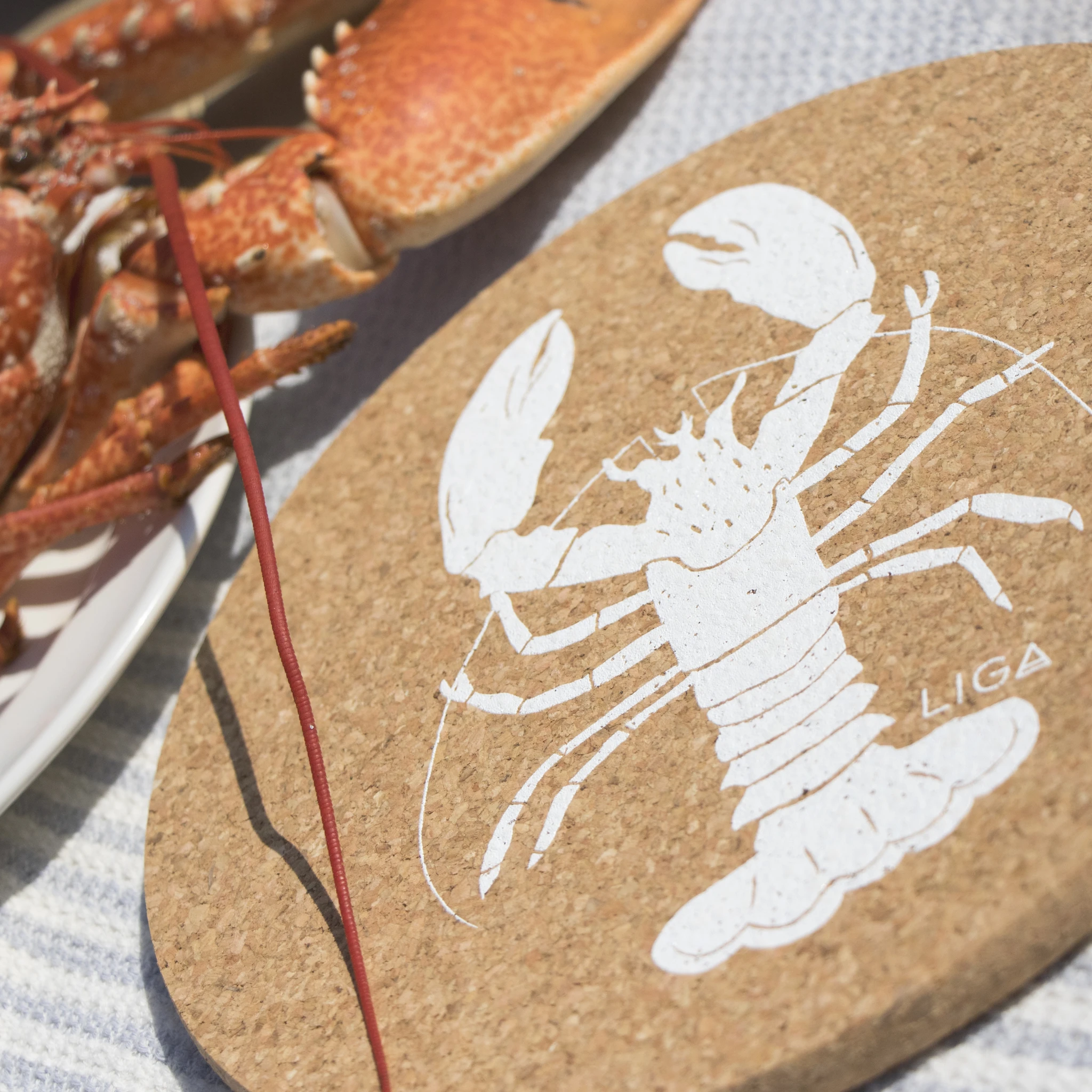LIGA Cork Placemat White Lobster 6 LIGA Cork Placemat White Lobster